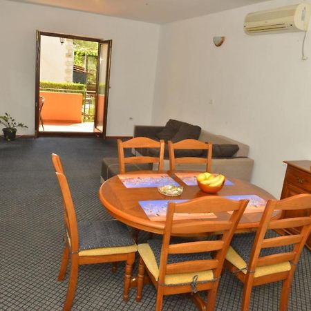 D Apartment Kotor Buitenkant foto