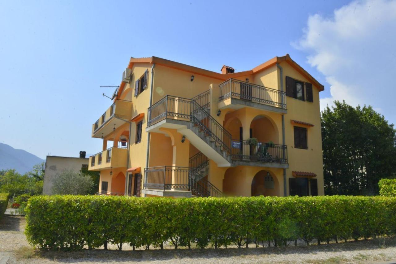 D Apartment Kotor Buitenkant foto